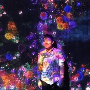 Meet your Posher, Yi